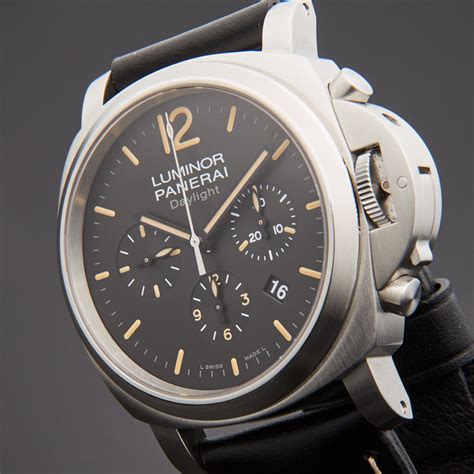 Panerai lamp daylight